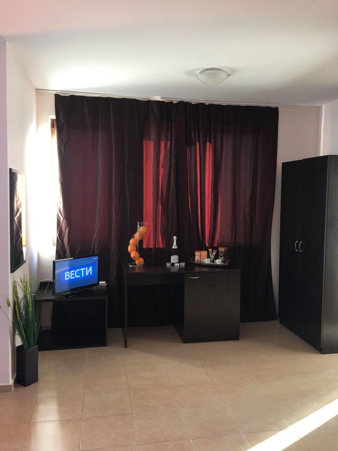 Apartamento Arizona Del Mar Pomorie Exterior foto