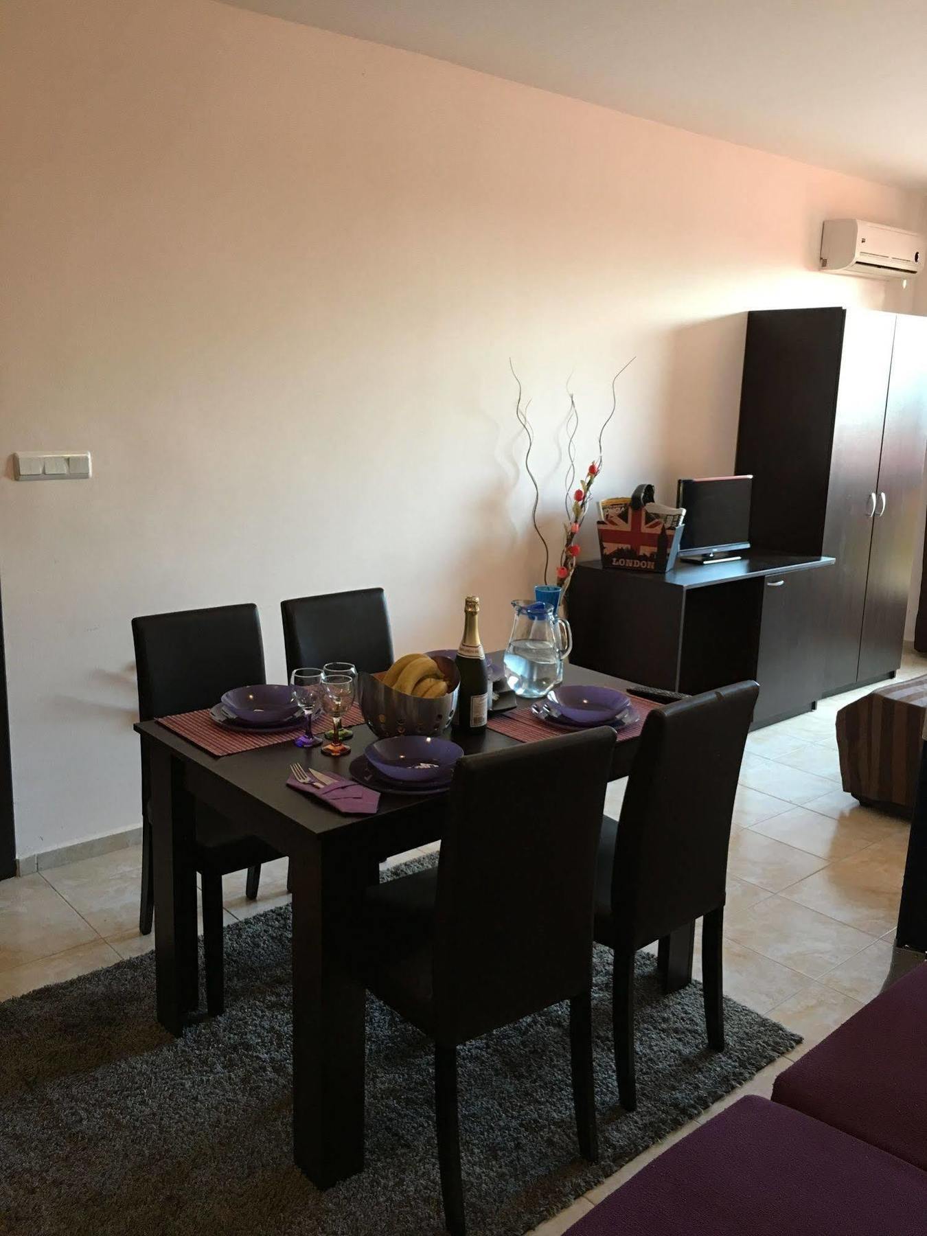 Apartamento Arizona Del Mar Pomorie Exterior foto