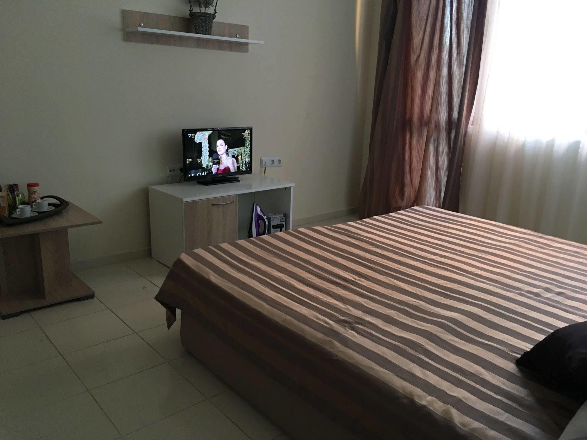 Apartamento Arizona Del Mar Pomorie Exterior foto