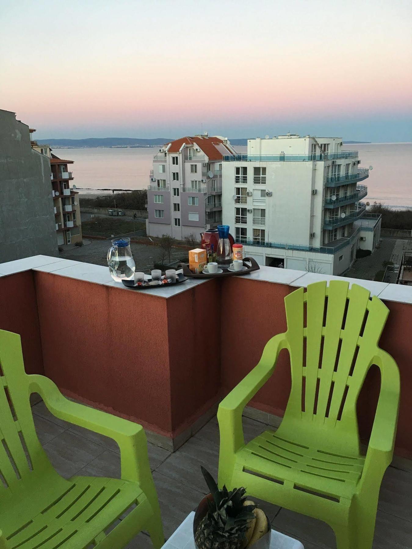 Apartamento Arizona Del Mar Pomorie Exterior foto