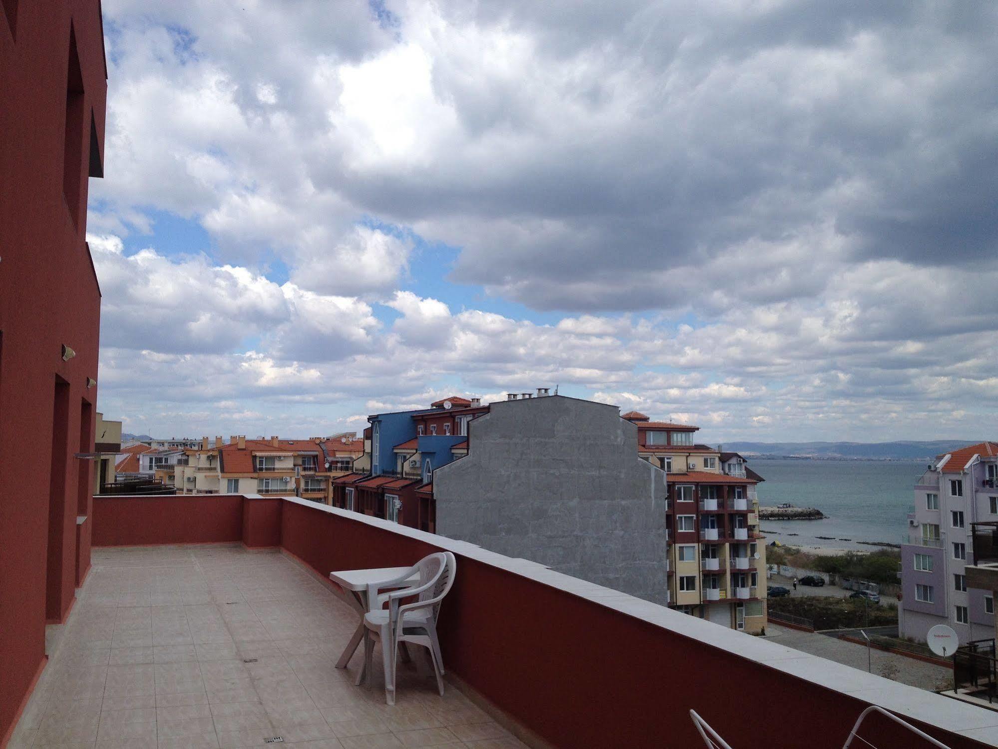 Apartamento Arizona Del Mar Pomorie Exterior foto